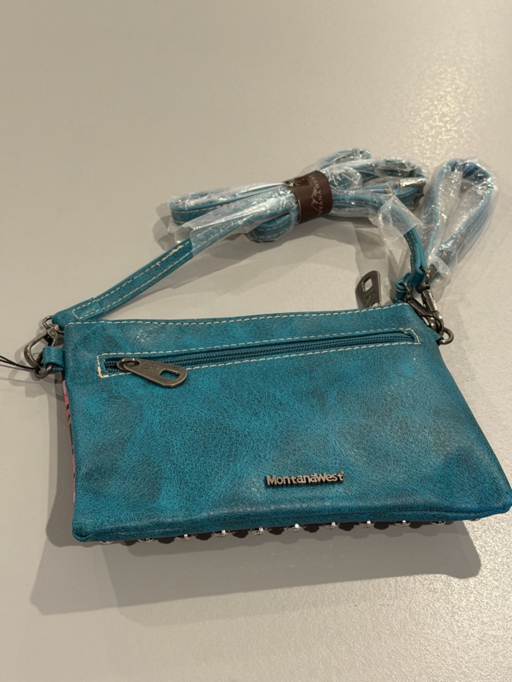 Montana West Aztec Collection Crossbody Clutch - Picture 7 of 8